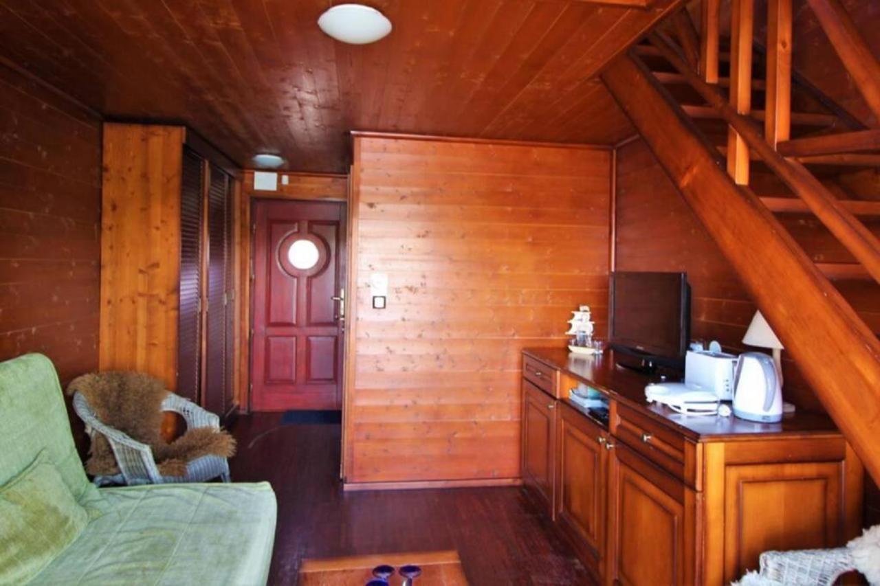 Overwater Cottage - Slovak Tahiti, 세네츠 외부 사진